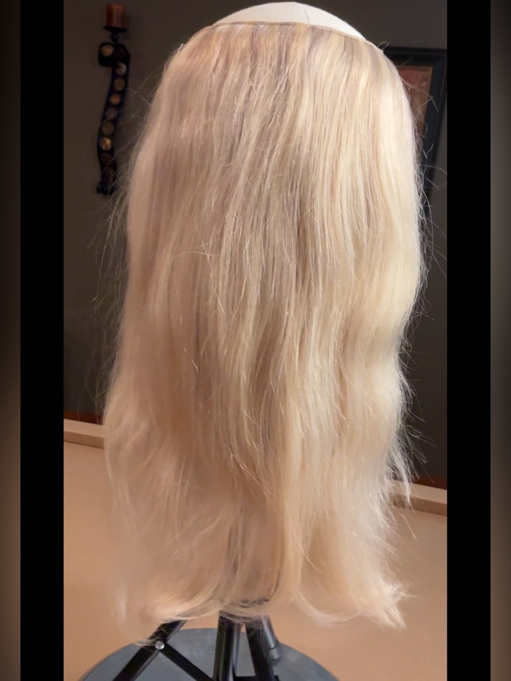 HALOCOUTURE 18" Layered Halo Extension Color 116 Light Ash Blonde 145g